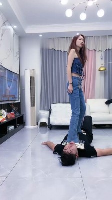 图片[5]_【麋鹿银儿】双S-狂抽耳光/全体重踩/艺术闻原味/踢踹/虐乳_HD绳艺资源