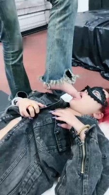 图片[2]_【女仆店S】3素人主VS母畜-艺术舔/转胯耳光虐打_HD绳艺资源