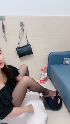 图片[6]_【不期而遇】嘴叼高跟/香水控制/喝漱口水圣水/口水洗眼_HD绳艺资源