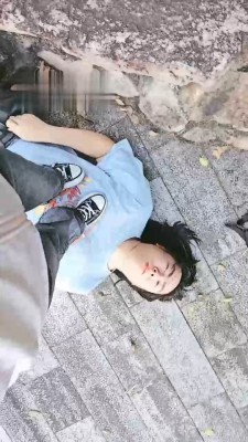 图片[3]_【奶味小仙女】户外帆布鞋蓝色棉袜踩狗_HD绳艺资源