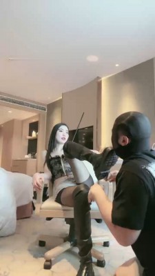 图片[3]_【无恙】长靴黑丝闻舔/训练/吮吸脚趾/耳光_HD绳艺资源