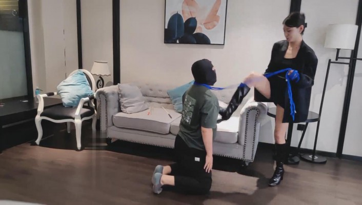 图片[5]_【苏西】长靴全体重踩踏/耳光抽/臭脚捂脸【双视角完整版】_HD绳艺资源