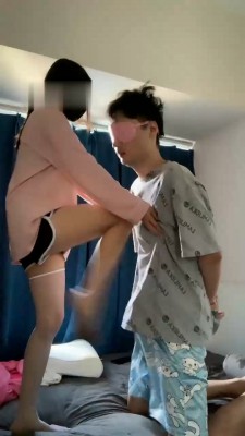 图片[10]_【莉宝儿】妹妹白丝踩踏诱惑哥哥【完整版】_HD绳艺资源