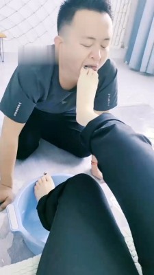 图片[4]_【郡主大大】艺术喂圣水口水/伺候洗脚【双视角版】_HD绳艺资源