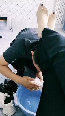 图片[5]_【郡主大大】艺术喂圣水口水/伺候洗脚【双视角版】_HD绳艺资源