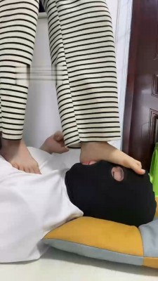 图片[7]_【精神小妹】素人学生S全体重踩踏初尝试_HD绳艺资源