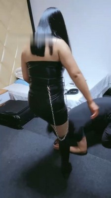 【魔蝎】长靴绳艺导师重度刑虐_HD绳艺资源