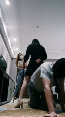 【多多】双S-骑马骑脖子/踩脖子/圣水羞辱_HD绳艺资源