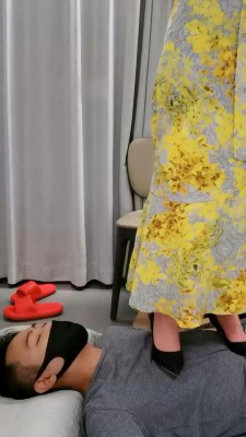 图片[4]_【安安】高跟丝袜皮鞋全体重踩踏_HD绳艺资源