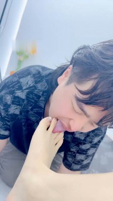 图片[10]_【术术】小白鞋白棉袜气味辱贱狗_HD绳艺资源