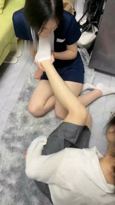 图片[9]_【橙宝】母畜-奴下奴互虐-迷恋白袜_HD绳艺资源