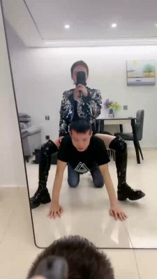 图片[2]_【沐阳大小姐】镜前羞辱-长靴S骑马/闻舔白袜裸足_HD绳艺资源