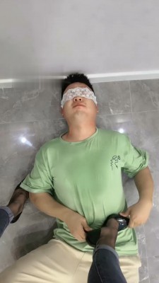 图片[2]_【辣姐】黑丝高跟恋足调/磕头伺候_HD绳艺资源