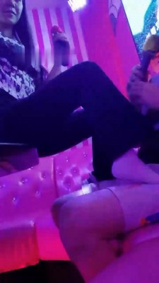 图片[2]_【璎珞】KTV抓住素人当众虐成狗_HD绳艺资源