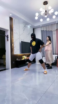 【麋鹿银儿】双S轮流重度提档/掐乳/闻原味棉袜_HD绳艺资源