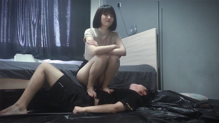 图片[10]_【航儿】首次露脸脚耳光爆砸残忍跳踩虐脸_HD绳艺资源