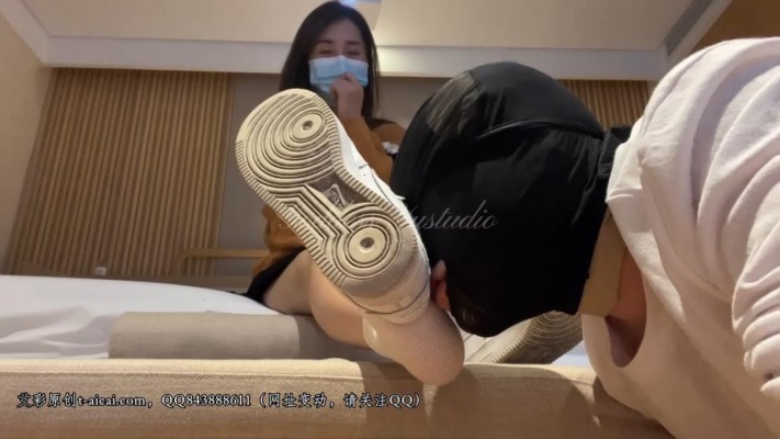 图片[2]_【羽工作室】晨希S：空军一号原味小白袜汗脚艺术训练_HD绳艺资源