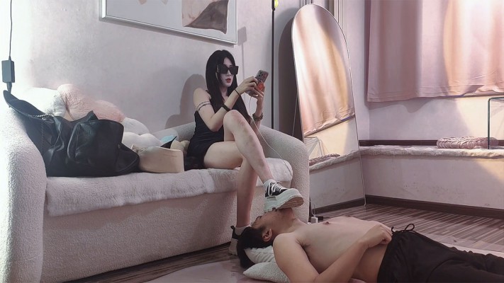 图片[4]_【艾琳】脚深喉插吐全体重踩脸脚耳光花式虐舌_HD绳艺资源