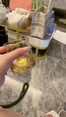 图片[4]_【反差楠熙】靴下/胯下辱绿帽废物东西_HD绳艺资源