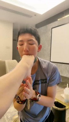 图片[11]_【反差楠熙】靴下/胯下辱绿帽废物东西_HD绳艺资源