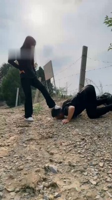 【悦主大大】户外贝壳头踩踏喂食_HD绳艺资源