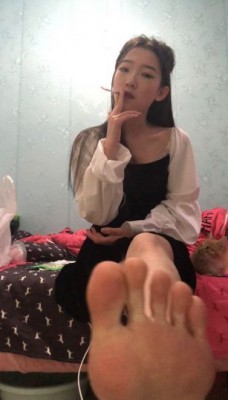 图片[10]_18岁初三绝美女学生s美脚第一视角粗口羞辱_HD绳艺资源
