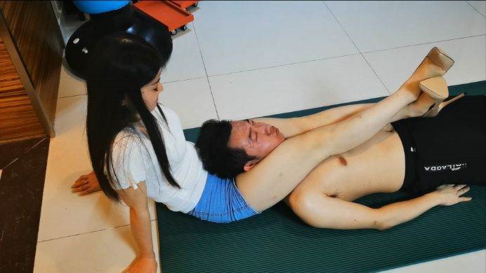 图片[7]_舔允吸美鞋鞋跟_HD绳艺资源