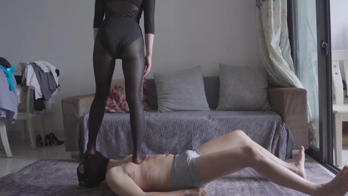 图片[4]_【贝琳】瑜伽老师帮学员按摩松骨_HD绳艺资源