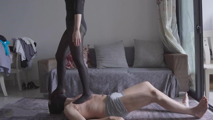 图片[8]_【贝琳】瑜伽老师帮学员按摩松骨_HD绳艺资源