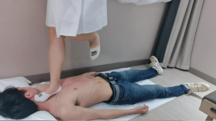 图片[19]_【橘子粥】万斯疯狂高空跳踩极瘦毯子_HD绳艺资源