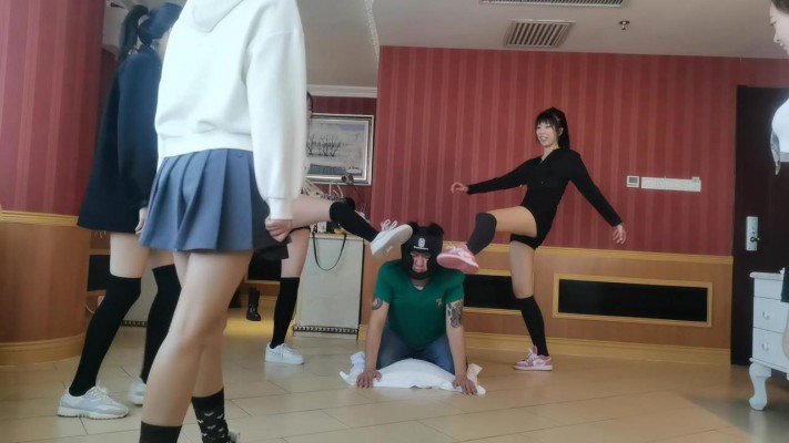 图片[14]_【超级男M】五人多主群脚玩_HD绳艺资源