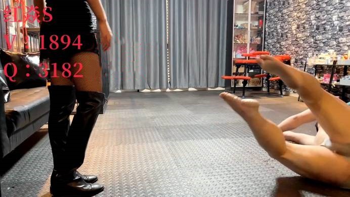 图片[12]_红焱S皮靴超高难度挑战踹脸踢打耳光干出血！_HD绳艺资源