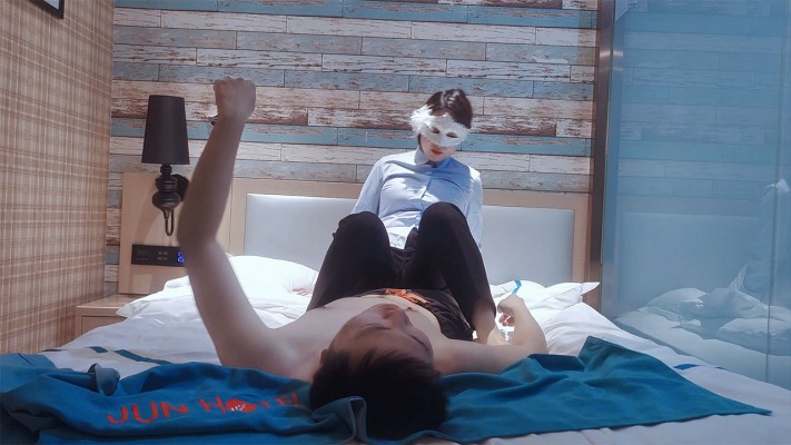 图片[9]_【红颜榜】开发素人销售小姐姐脚耳光深喉_HD绳艺资源