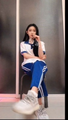 图片[5]_【LAPAPA】初柒绝美学生S不良学生妹校服pov语言羞辱_HD绳艺资源