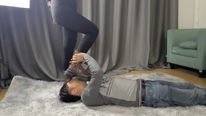 图片[6]_【女神学院·肉肉Rose】马丁靴跳踩舔靴_HD绳艺资源