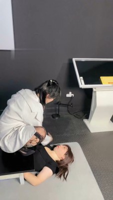 【冰诺】高跟御姐的下贱脚垫_HD绳艺资源