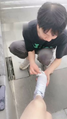 图片[4]_【樱桃大大】户外偶遇粉丝白鞋虐_HD绳艺资源