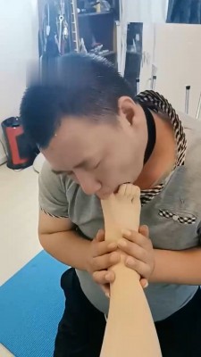 图片[6]_【深圳乐乐】脚趾夹鼻/白袜jio捂脸/鞋插嘴/胯下辱_HD绳艺资源