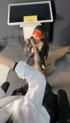 图片[8]_【冰诺】吊绑重度训练/长靴踩踏脚垫_HD绳艺资源