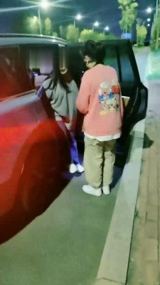 图片[6]_【小羊】户外车内开发闺蜜做狗_HD绳艺资源