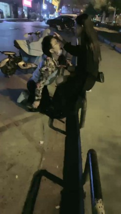 【惑心】贱狗舔我臭白袜