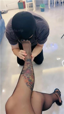 〖H.P.L栖心之栈〗—芷晴物体破坏+腿刑 HPL-221123