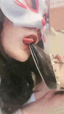 图片[3]_【安蔓】被三主玩弄-清理鞋子/钻胯舔脚_HD绳艺资源