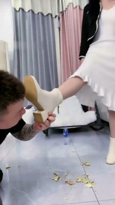 图片[3]_【麋鹿银儿】双模特S-鞋底喂食/艺术圣水/高跟踩踏_HD绳艺资源