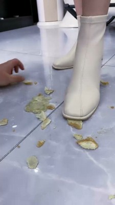 图片[11]_【麋鹿银儿】双模特S-鞋底喂食/艺术圣水/高跟踩踏_HD绳艺资源