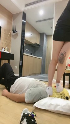 图片[10]_【陈甜女帝】重度连环提档/船袜脚踩踏_HD绳艺资源