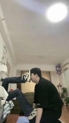 图片[2]_【不期而遇】胶皮头套闻袜香/胶带勒脖/吃呕吐物_HD绳艺资源