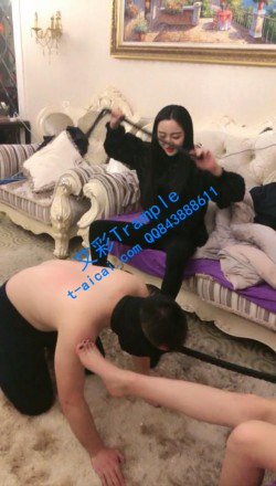 高颜值膝顶踢裆 YC-221130