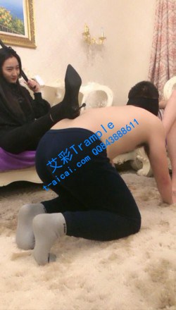 高颜值膝顶踢裆 YC-221130