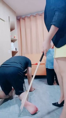 图片[5]_【依然】双奴-藤条抽/高跟踩/踢踹_HD绳艺资源